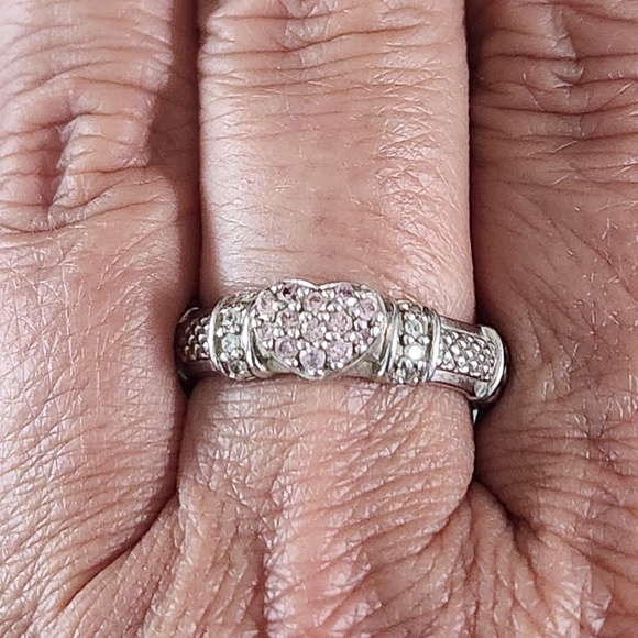 Judith Ripka Sterling Silver, Pink Sapphires, Heart Ring, Size 7, preloved - Picture 3 of 7